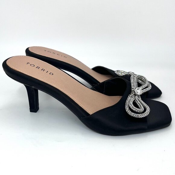New Torrid Black Rhinestone Bow Kitten Heel - SIze 8WW - Picture 4 of 10